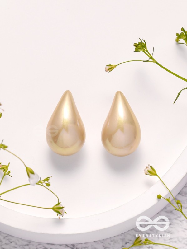 Glitter Drops - Holographic Acrylic Earrings (Golden)