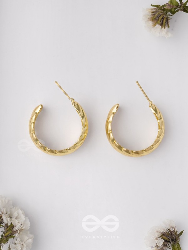 Jubilee Luster - Golden Earrings