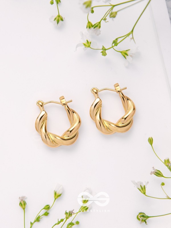 Twist N Turns - Golden Earrings