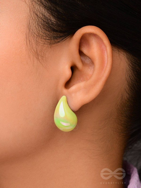 Glitter Drops - Holographic Acrylic Earrings (Green)