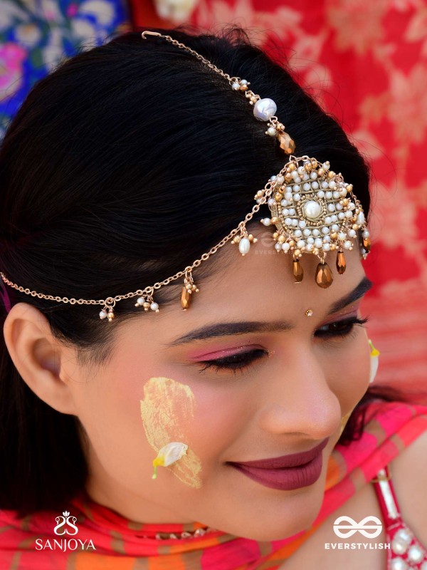 Vilsat- The Exquisite Mesh- Pearl, Beads And Glass Drops Hand Embroidered Maangtika