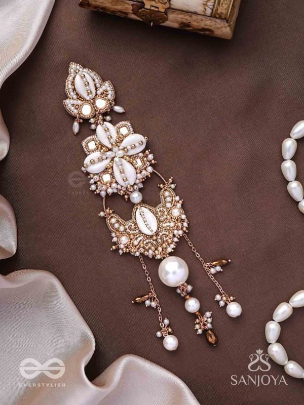 Grathan - The Delicate Intricacy - Mirrors, Shells, Beads And Pearls Hand Embroidered Hair Accessory