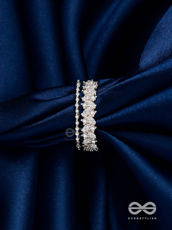 The Jewel Frost - Silver Cubic Zirconia Ring (Adjustable)