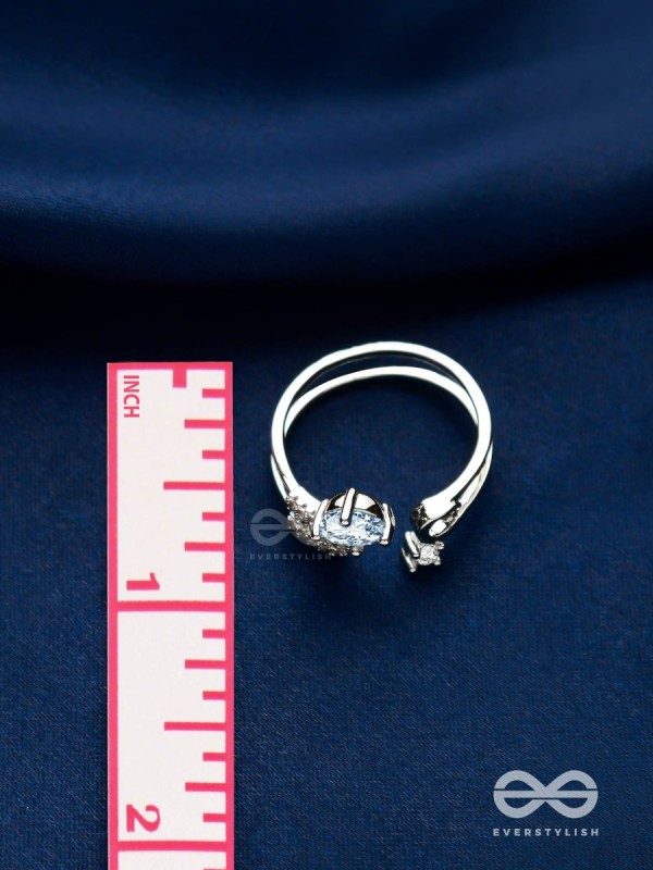 The Dreamy Dazzle - Silver Cubic Zirconia Ring (Adjustable)