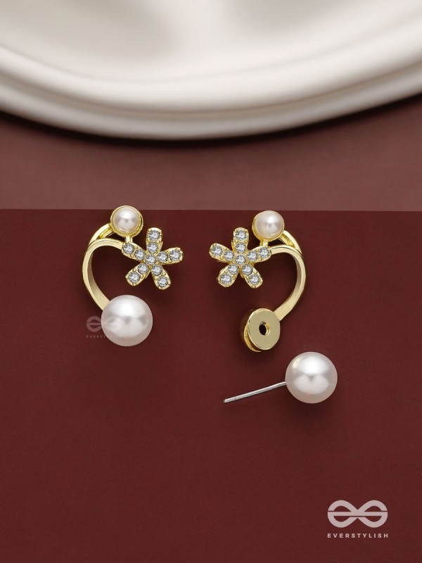 Golden crescent- Pearl studs' golden floral pattern 