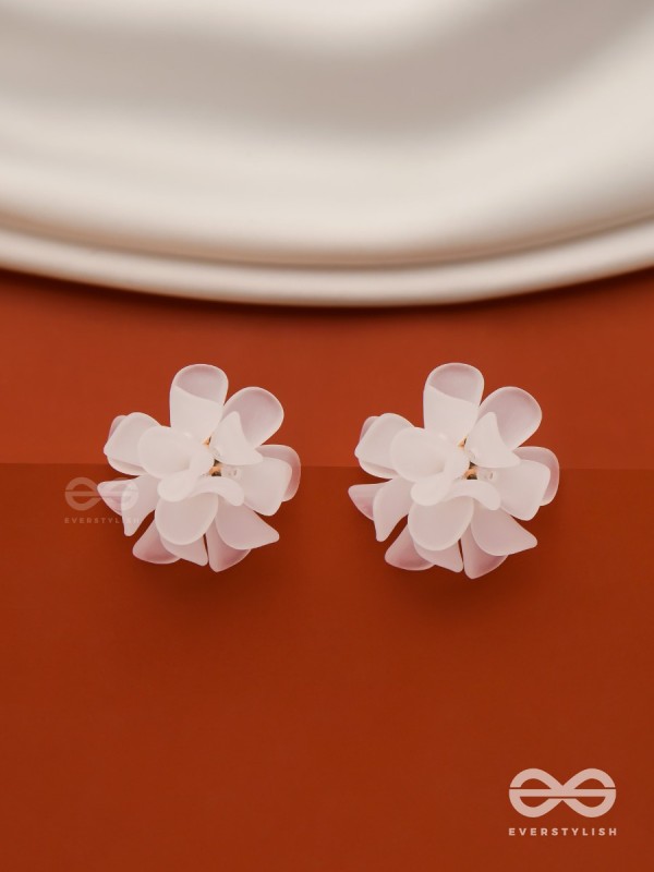  Spring fling - White floral studs 