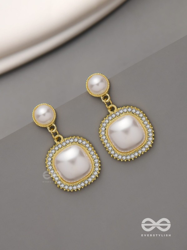  Ageless reverie - Earring studded with pearl and crystal 