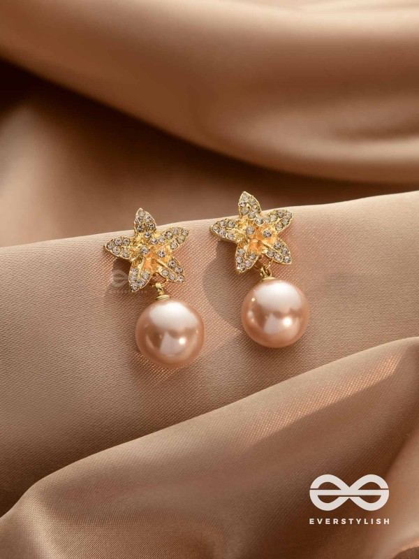 Twinkle Glow - Starry Pearl Earrings