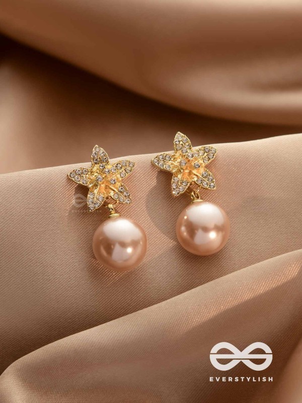 Twinkle Glow - Starry Pearl Earrings
