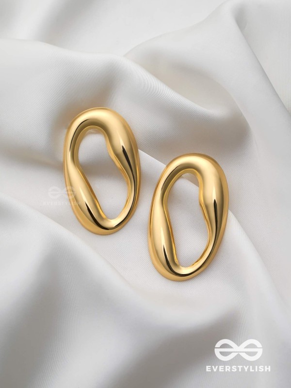 LOOPS OF GLAMOUR - GOLDEN TWISTED HOOP EARRINGS
