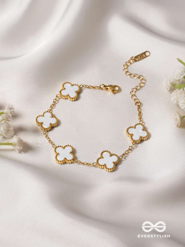 GOLDEN WHITE CLOVER - HOLOGRAPHIC STAINLESS STEEL 18K GOLD PLATED ANTI TARNISH BRACELET