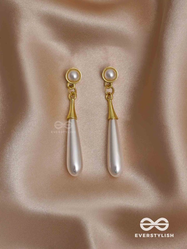 CHIC GLAM - MIX OF SILVER AND GOLDEN EARRINGS