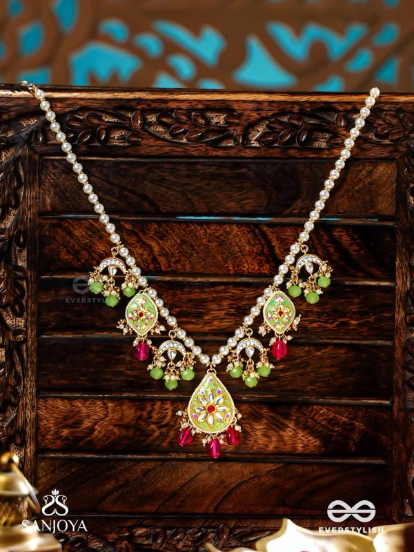 TARUNYA - YOUTHFUL CHARM - ELEGANT KUNDAN NECKLACE WITH ENAMEL ACCENTS AND COLORFUL BEADS
