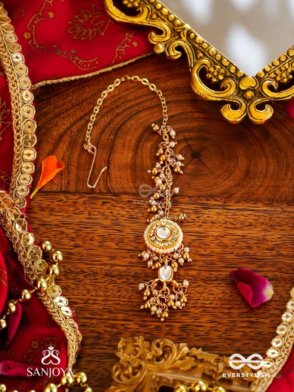 HIRANYA - GOLDEN GRACE - CLASSIC PEARL MAANGTIKA WITH DELICATE GOLD ACCENTS