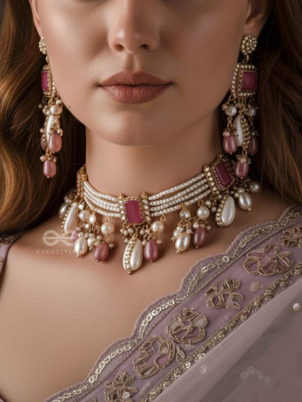 MANOHARA - CHARMING BEAUTY- HANDMADE KUNDAN SET WITH NECKLACE AND EARRINGS 