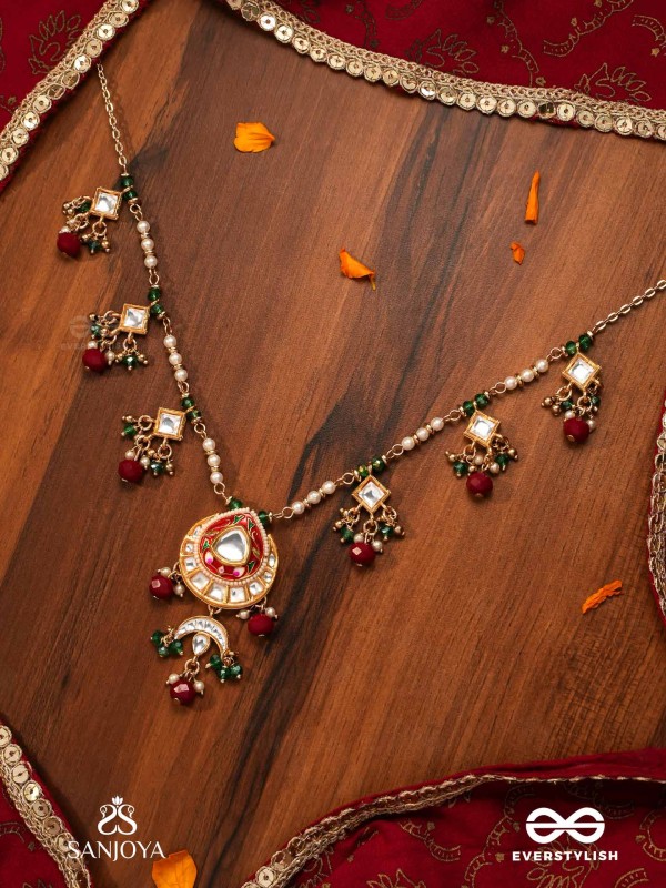 ANUPRITA - DIVINELY ADORNED - TRADITIONAL KUNDAN NECKLACE WITH PEARL AND BEADS