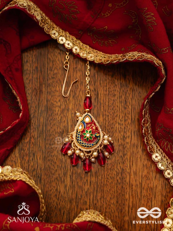 SUVARNAPUSHPA - GOLDEN BLOSSOM - LUXURIOUS HERITAGE KUNDAN MAANGTIKA WITH RED AND BLUE ENAMEL WORK, PEARLS AND BEADS