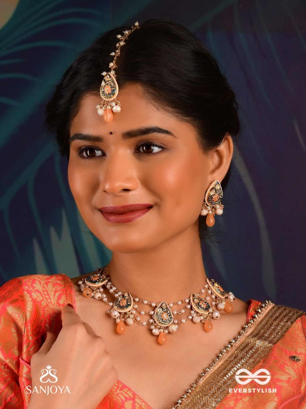 SANDHYAPRIYA - LOVER OF DUSK - EXQUISITE GOLDEN ENAMELLED KUNDAN MAANGTIKA WITH LUSTROUS ORANGE GEM DROPS