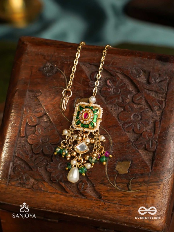 RANIRAGA - QUEEN’S MELODY- EXQUISITE KUNDAN MAANGTIKA WITH FLORAL ENAMEL WORK, BEADS AND PEARLS