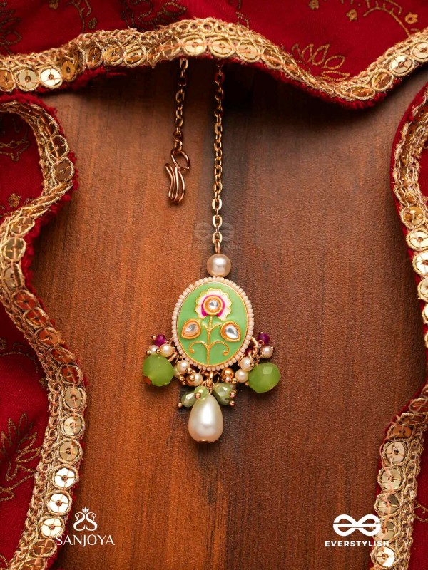 KARUNYA - GRACEFUL AURA- INTRICATE KUNDAN MAANGTIKA WITH PEARLS, BEADS AND GEMSTONES
