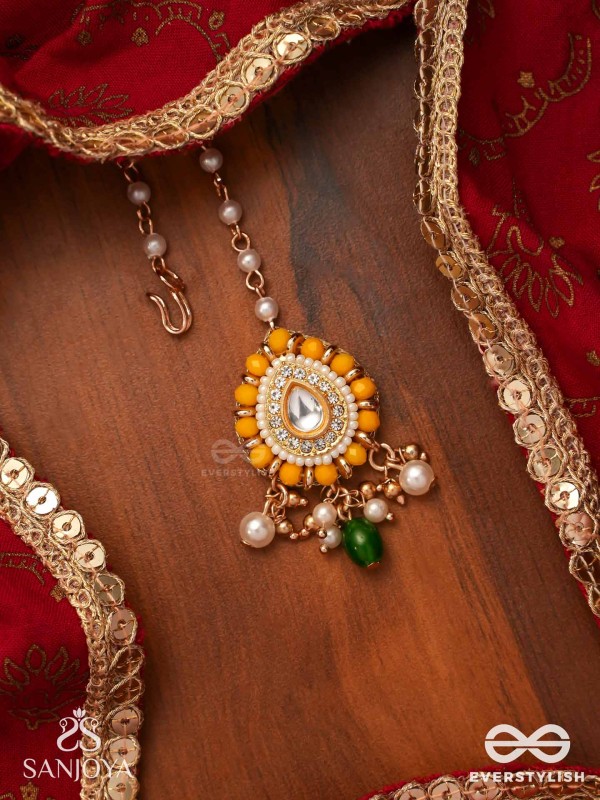 KANAKSHOBHA - GOLDEN GRACE- TRADITIONAL KUNDAN MAANGTIKA WITH BEADS AND PEARLS
