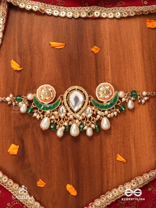 SOMALEKHA - MOON’S TRACE- MODERN YET TRADITIONAL KUNDAN NECKPIECE WITH LUSTROUS PEARLS AND BEADS