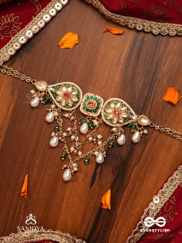 VANDEVI - GODDESS OF THE FOREST-  GRACEFUL KUNDAN NECKLACE WITH BEADS, DAINTY CHAINS AND PEARL DROPS