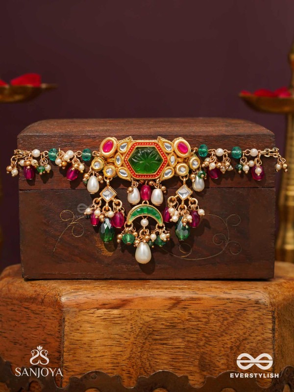HARARASA - ESSENCE OF GREEN- KUNDAN NECKPIECE WITH PEARLS, BEADS AND GEMSTONE