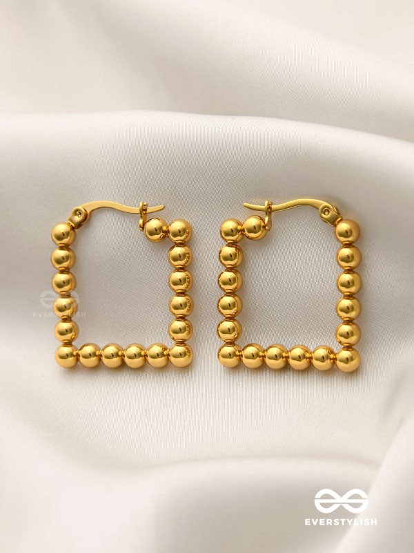 AURELIA HOOPS – MINIMAL YET ELEGANT GOLD GEOMETRIC STAINLESS STEEL HOOPS