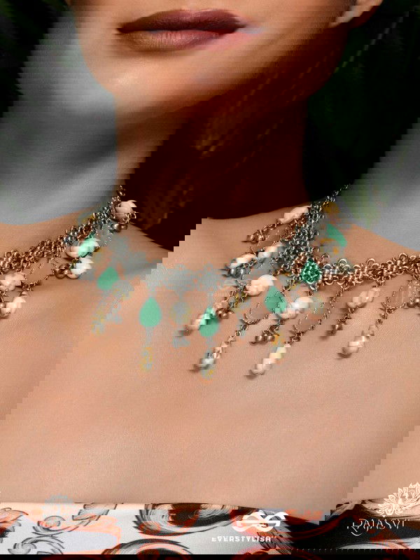 TRIBAL GRACE – EARTHY STONE AND OXIDISED NECKPIECE