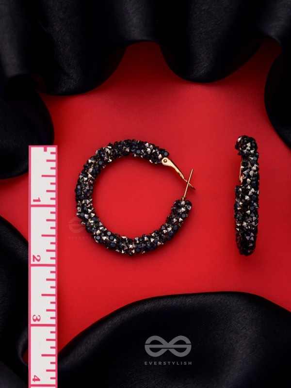 THE PARTY POPPERS ILLUMINATING STATEMENT HOOPS - Black