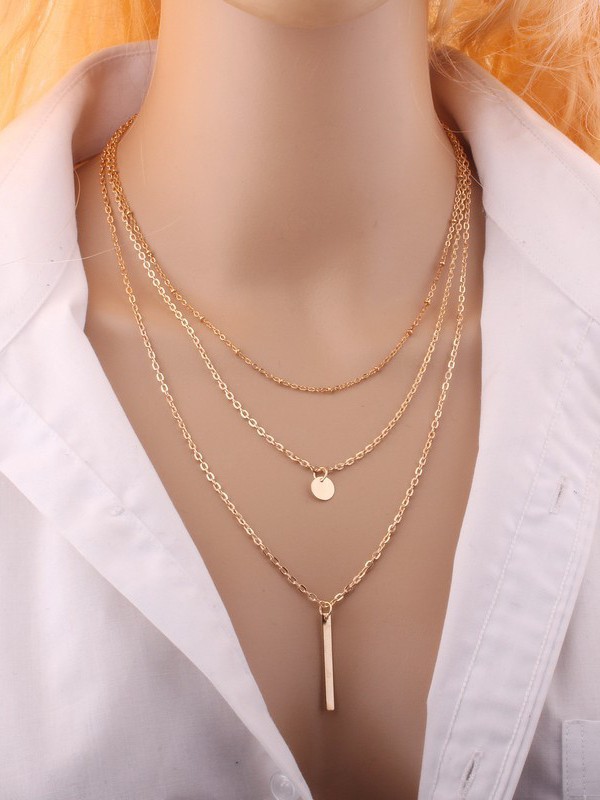 Forever upping the style game, multilayered dainty necklace