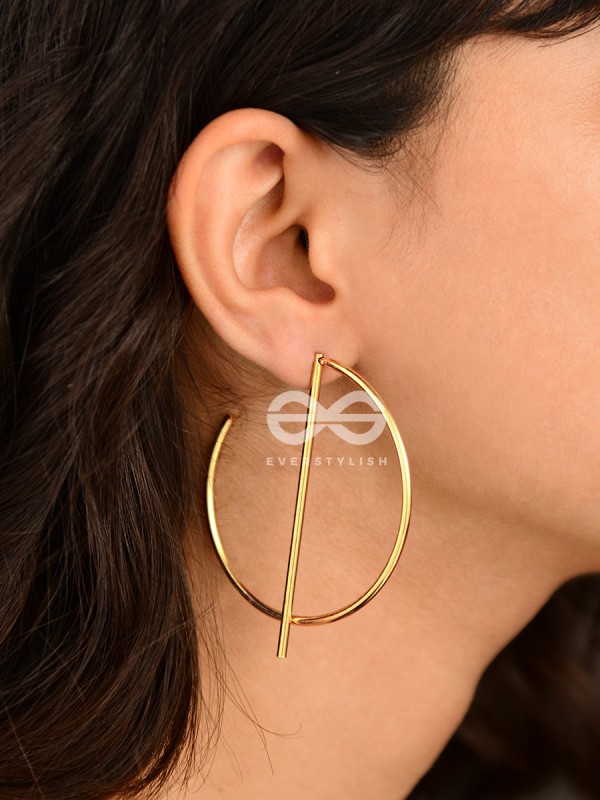 Simply Elegant Golden Geometric Earrings