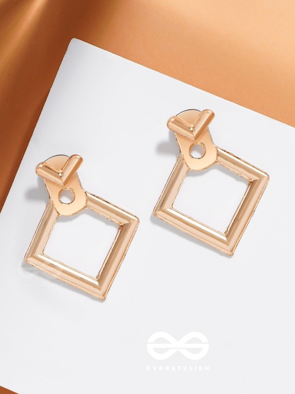 The modern girl’s intriguing artistic ear-jackets