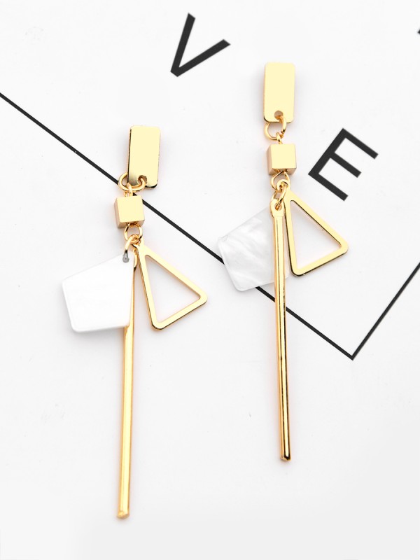 The Playfully Elegant Dangling Earrings - Golden-White