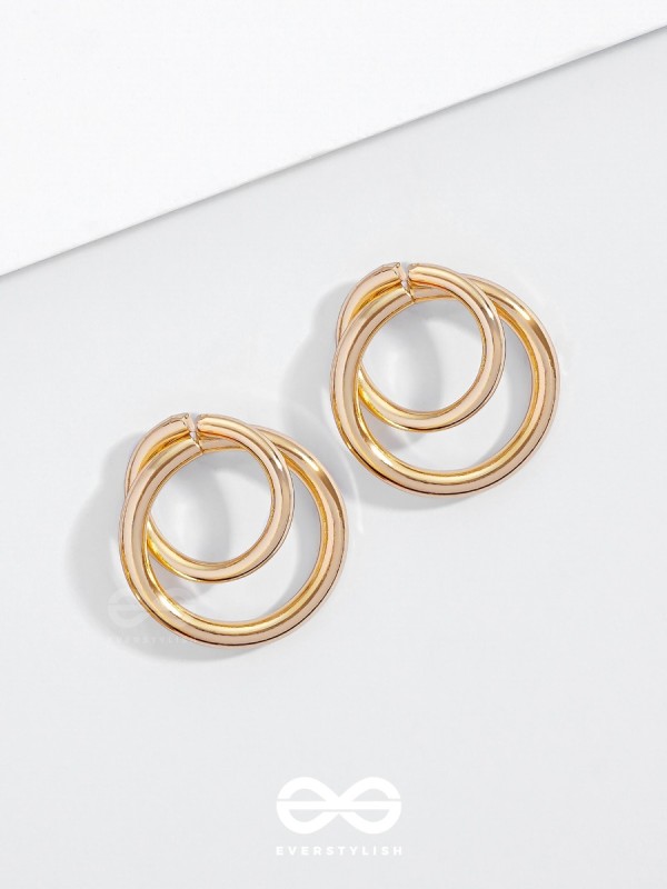 The Golden Intertwined Circles - Casual Daily-wear Studs