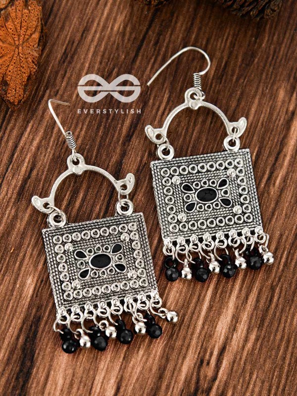 The Embellished Trunk - Oxidised Boho Earrings (Silver-Black)