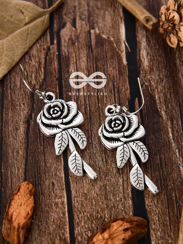 The Beauteous Flowers - Tiny Trinket Earrings