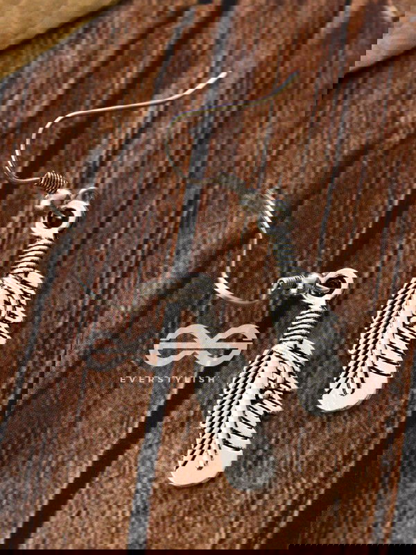 The Dangling Intricate Leaves - Tiny Trinket Earrings