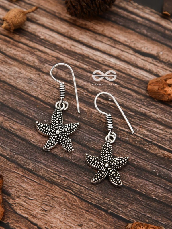 The Cute Little Starfish Hooks - Tiny Trinket Earrings