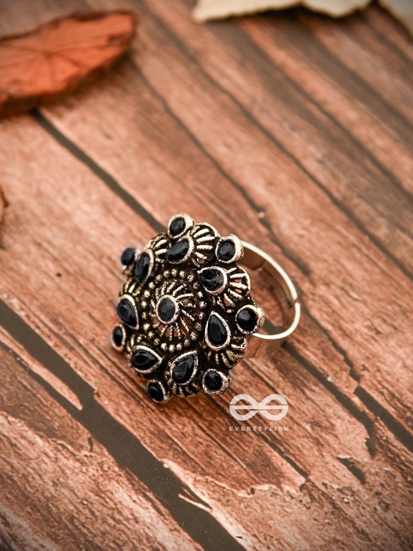 The Charlize Ring (Adjustable) - Onyx Black - The Embellished Oxidised Collection