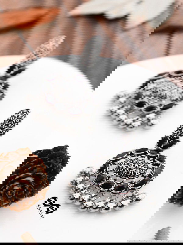 The Intricate Artistry (Onyx Black) - The Embellished Oxidised Collection