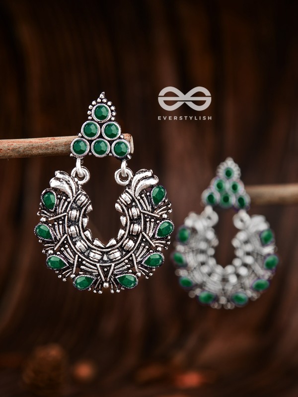 An Intricate Shimmer (Emerald Green) - The Embellished Oxidised Collection