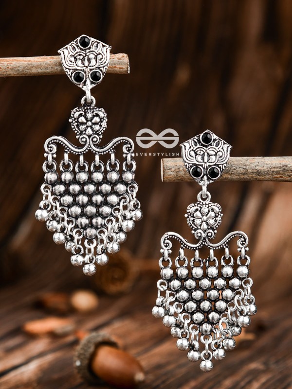 The Cute Mesh Earrings (Onyx Black) - The Embellished Oxidised Collection