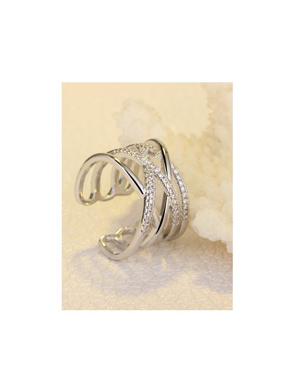 Ardent Crisscross Adjustable American Diamond Ring
