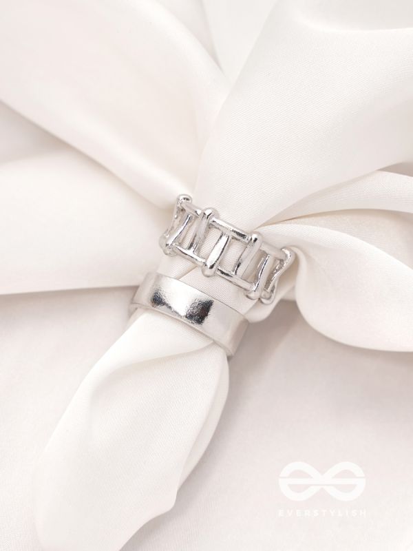 Twigs n Petal- Set of Two Silver Rings