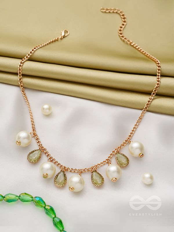 The Daisy Shrub- Golden Embellished Necklace With Anti-Tarnish Coating 