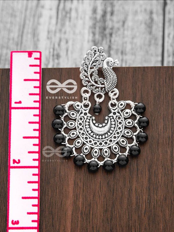The Peacock Motif Moon Black Pearl Earrings - Silver