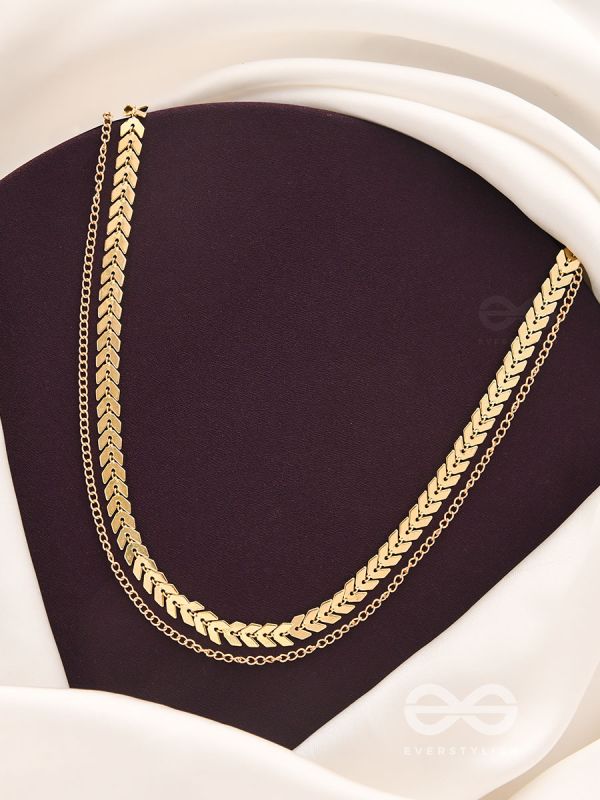 The Chain Of Allure - Golden Statement Neckpiece With Anti-Tarnish Coating 