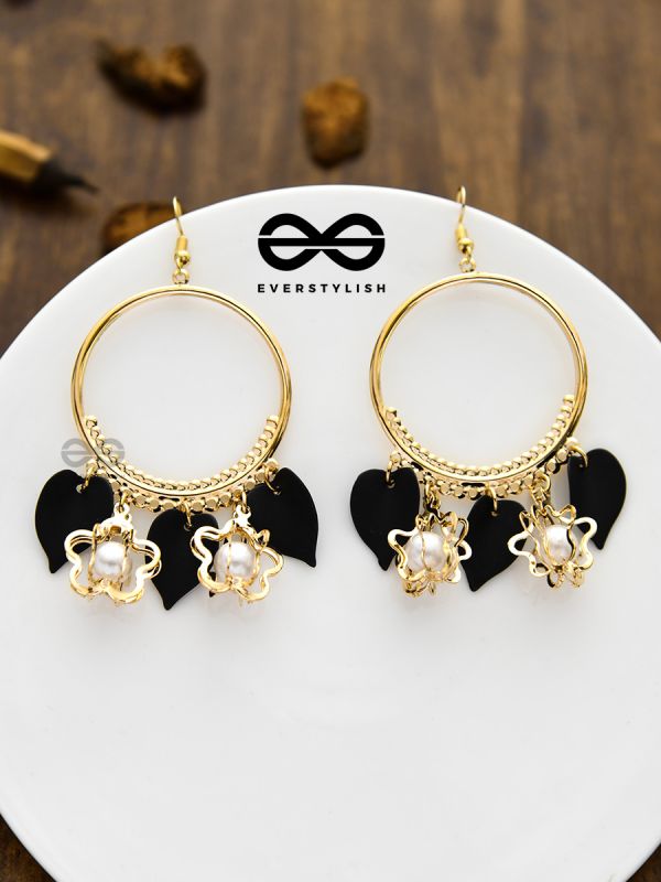 The Charming Allure - Golden Pearl Danglers